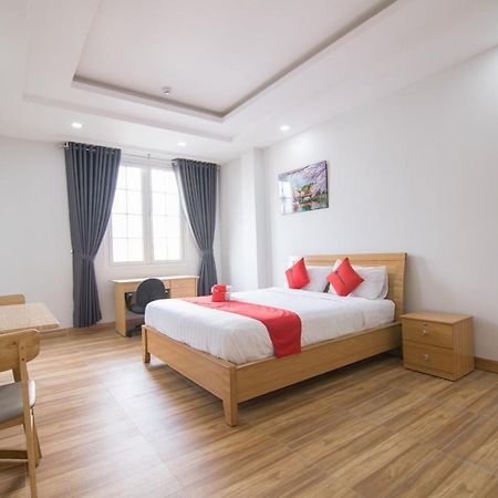 Reddoorz Premium Near E-Town Cidade de Ho Chi Minh Exterior foto